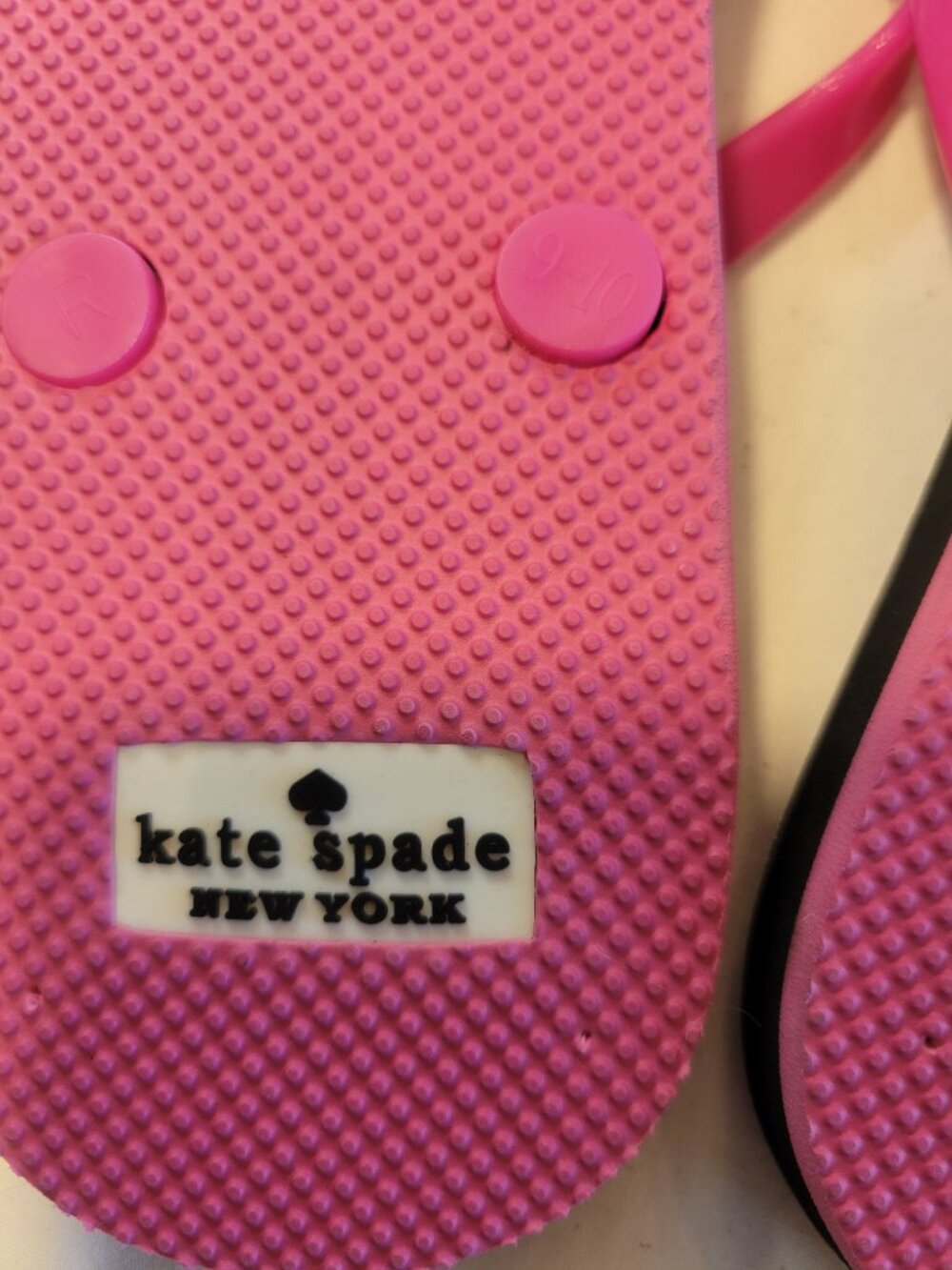 Kate Spade New York Confetti Bow Flip Flops Pink Women's 9-10 - Picture 5 of 6